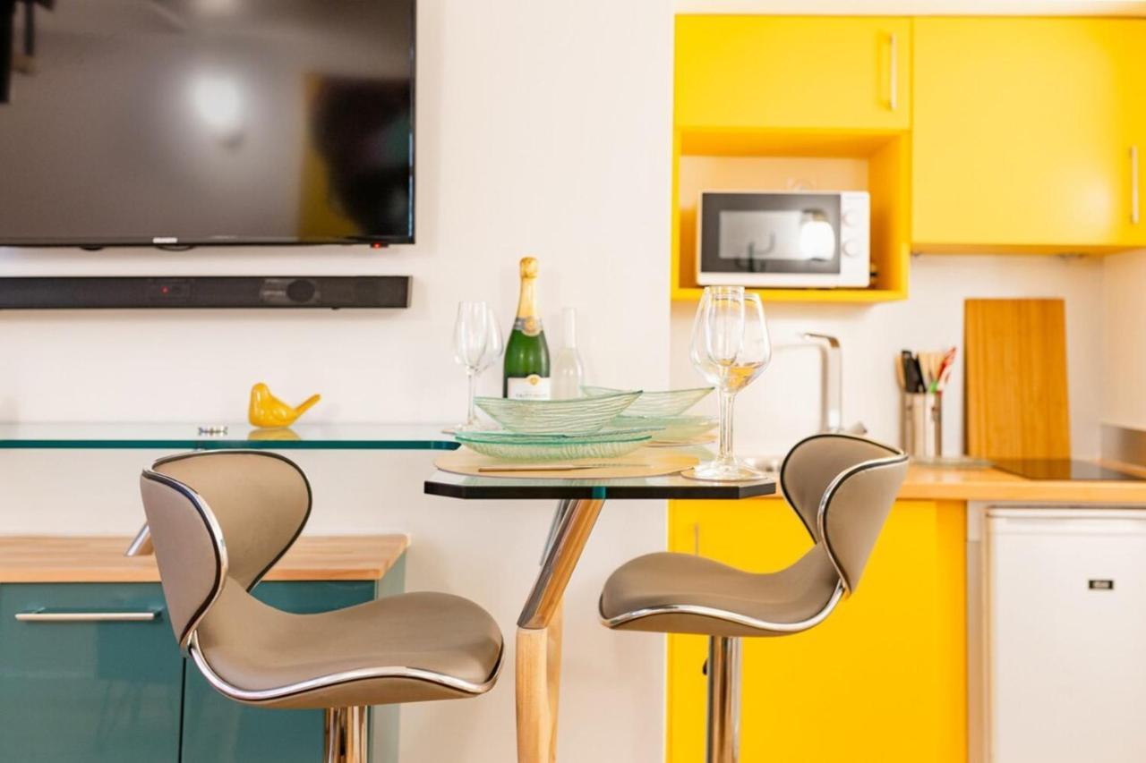 Beige Hospitalite - Elia Love Loft Centre Ville Saint-Etienne  Esterno foto